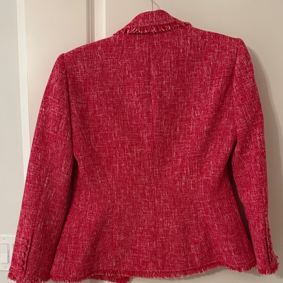 Cinq à Sept Vibrant Red Tweed Blazer - Picture 4 of 4